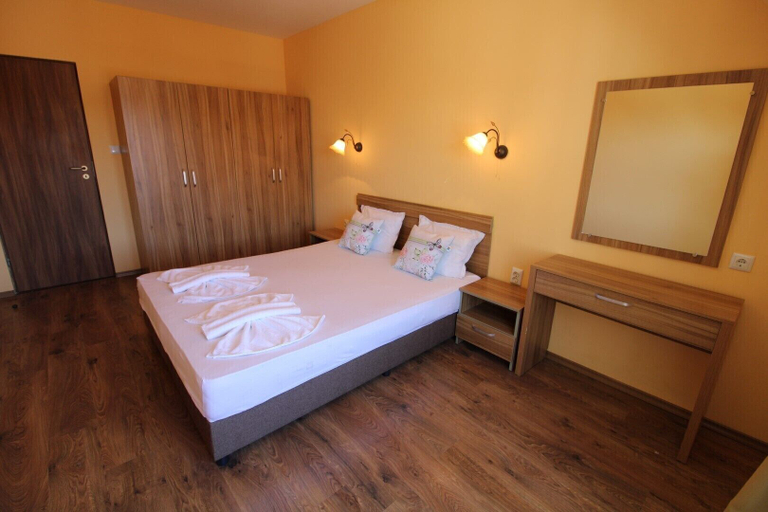Bedroom 3, Menada Horizont Sunny Beach Apartments, Nesebar