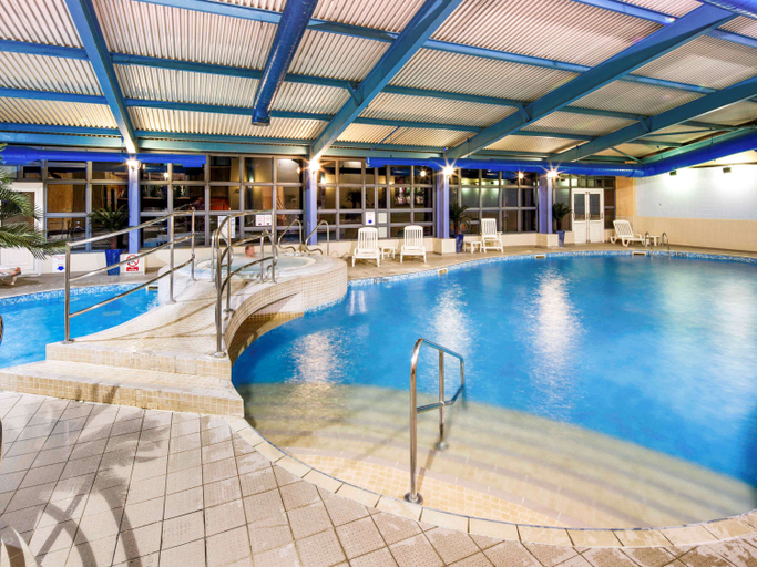 Sport & Beauty 3, Mercure Chester Abbots Well Hotel, Cheshire West and Chester