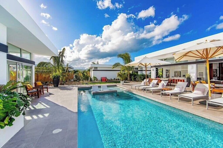 Sport & Beauty 5, New Seaside Vacation Villa With Hotel Amenities v9
