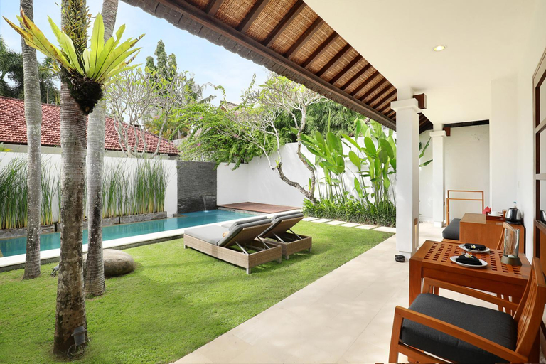Swimming Pool 9