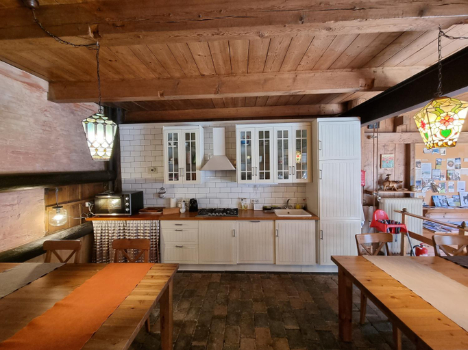 Others 5, B&B de Hugt, De Marne