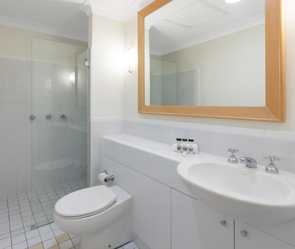 Bathroom 30