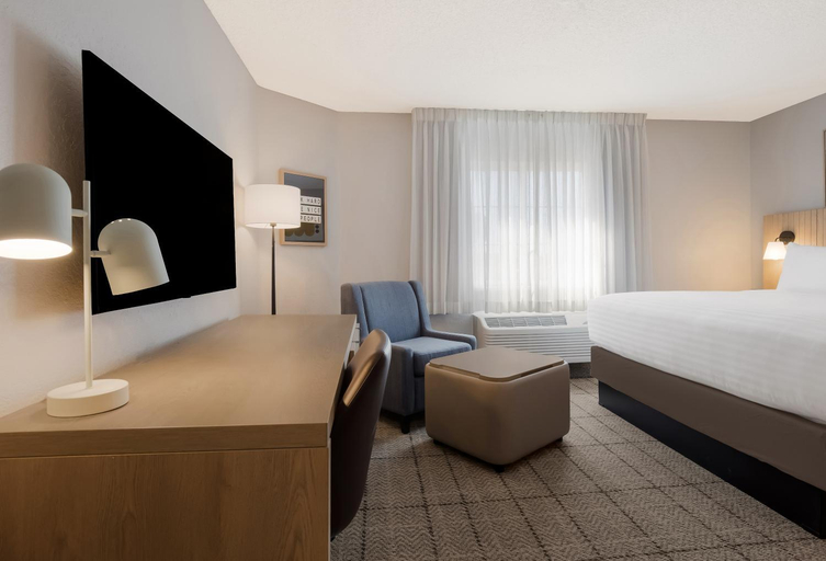 Bedroom 3, Sonesta Simply Suites Irvine East Foothill, Orange