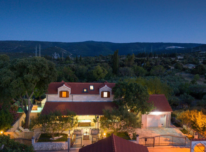Exterior & Views 2, Peaceful Island Haven With Pool, BBQ & Games Area, Supetar