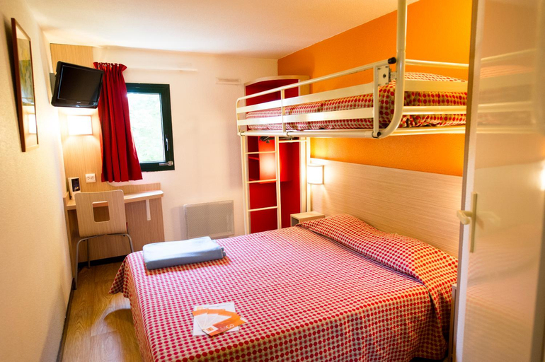 Bedroom 11