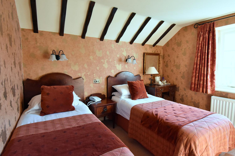Bedroom 2, The Old Black Lion, Herefordshire