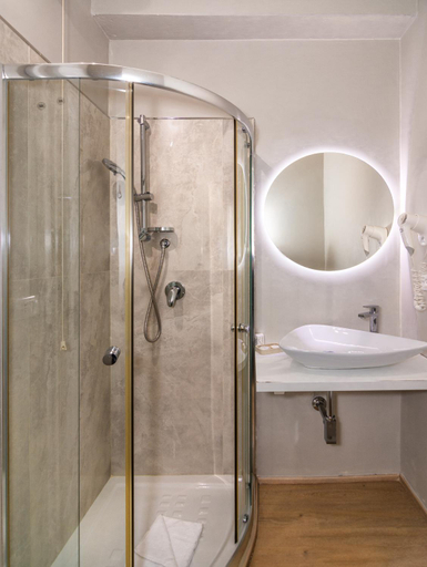 Bathroom 5