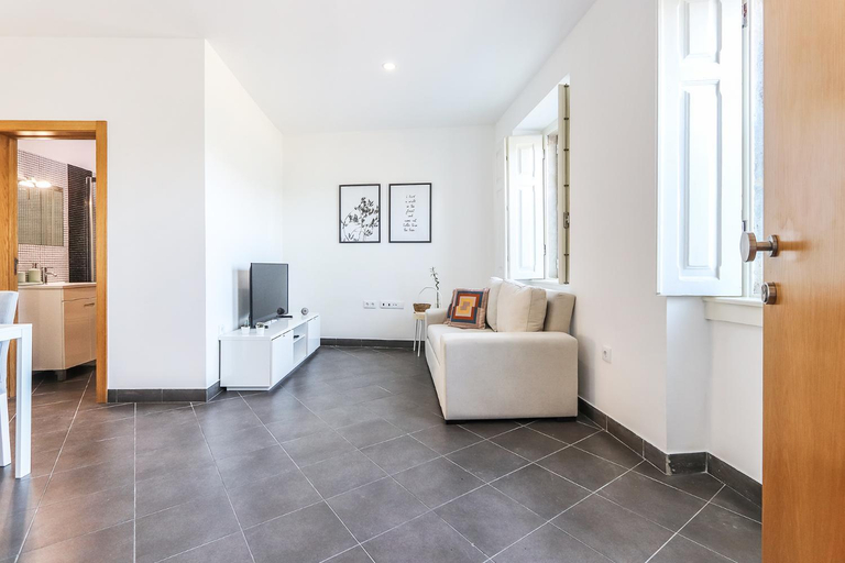 Others 4, Vita Portucale ! Concept Apartment Campo Ourique, Lisbon