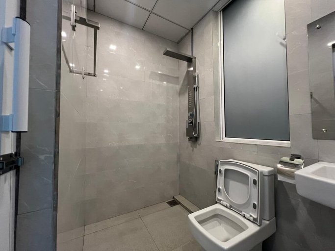 Bathroom 2, Easy Stay, K.F.G. & G. Korale