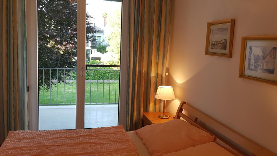 Others 4, Haus Roland, Neusiedl am See