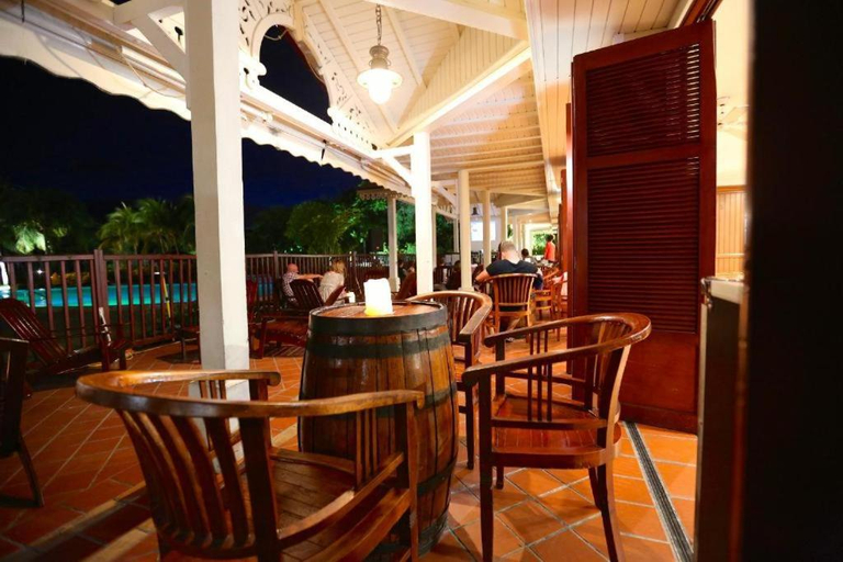 Food & Drinks 4, Au beau village studio rez de jardin, Basse-Pointe