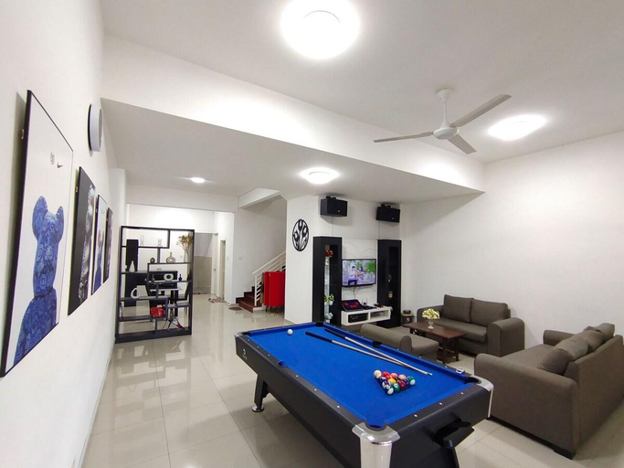 Others 3, No 70 Sunlight Homestay 4R3B - (24 Pax, Karaoke), Kuala Selangor
