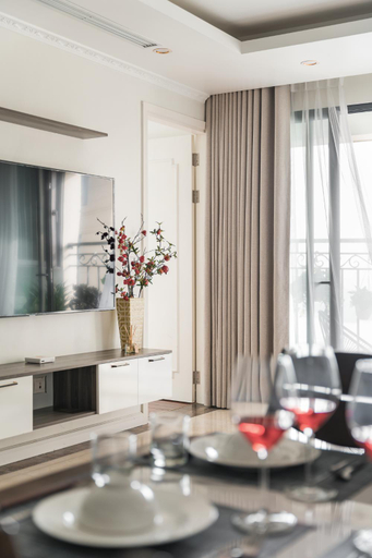 Dining Room 6