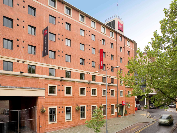 Exterior & Views 2, ibis Sheffield City, Sheffield
