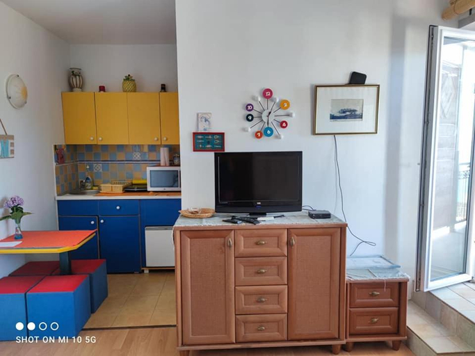 Others 2, Apartmani Fortunela