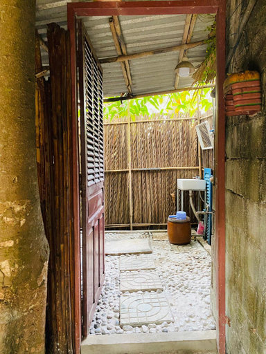 Bathroom 2, Saigon Garden Homestay, District 12
