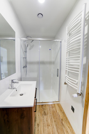 Bathroom 3, Lawendowy Staw, Lesko