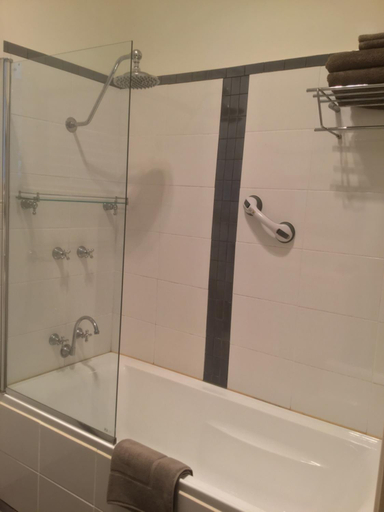 Bathroom 3, Hillview & Stringybark, Halls on Falls Homestead, Murrindindi - West