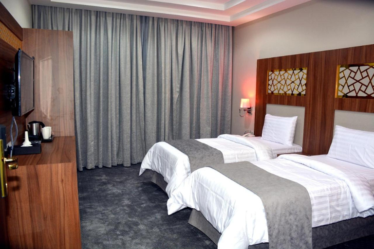 Bedroom 4, Al Madinah Salsabil Hotel, Al Madinah Al Munawwarah