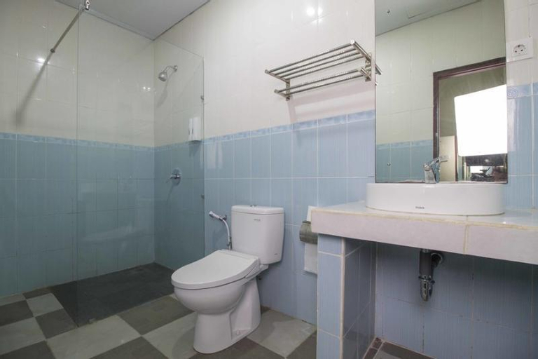 Bathroom 5