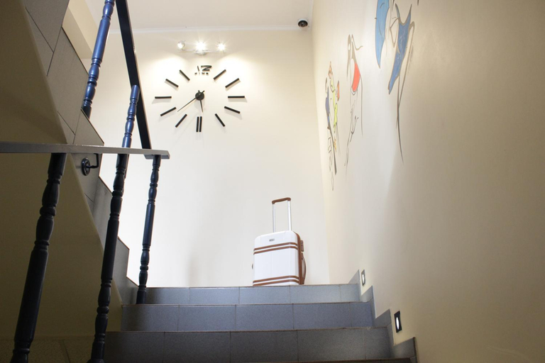 Others 4, Demeevsky Hostel, Holosiïvs'kyi