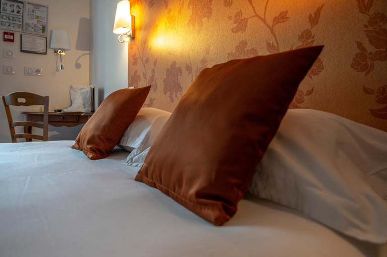 Logis Hotels Restaurant Les 3 Rois, Indre