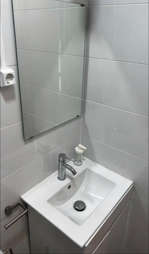 Bathroom 3, Apartamento Conde do Redondo, Lisbon