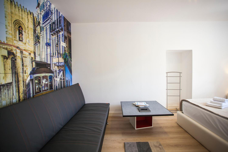 Others 4, Amalia Apartments in Santos, Lisbon
