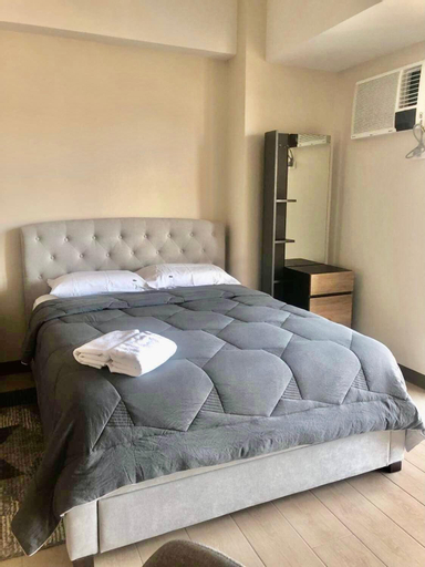 Bedroom 2, Condo Unit in BGC Taguig Manila with FREE Covered Parking & WiFi, Taguig