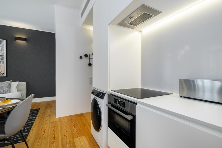 Others 3, WHome Exclusive City Hideaway perfect for Digital Nomads & Remote Workers, Lisbon