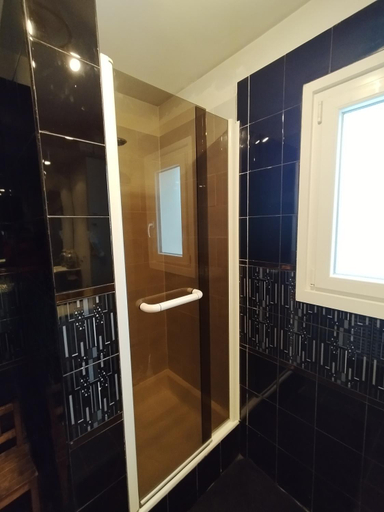 Others 2, Chambre chez l'habitant avec Sdb et WC privatifs, Aube