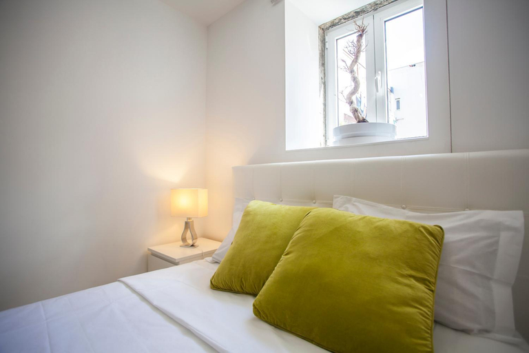 Others 3, Amalia Apartments in Santos, Lisbon