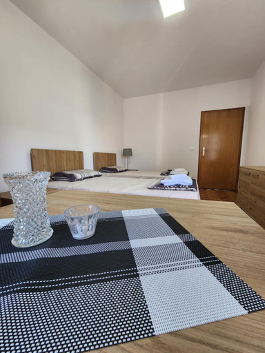 Others 4, Kara Apartments Ohrid
