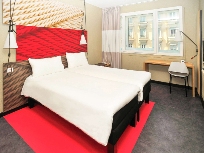 Bedroom 5, ibis Lyon Centre, Rhône
