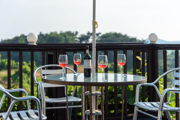 2, Taean (Anmyeondo) Very Good Pension, Taean