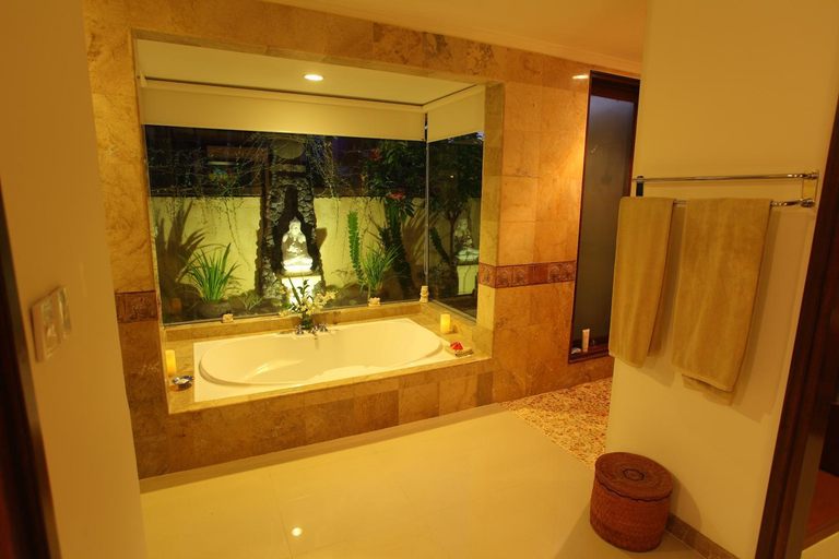 Bathroom 3, Pondok Ayu, Denpasar
