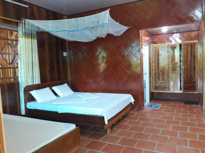 Bedroom 12