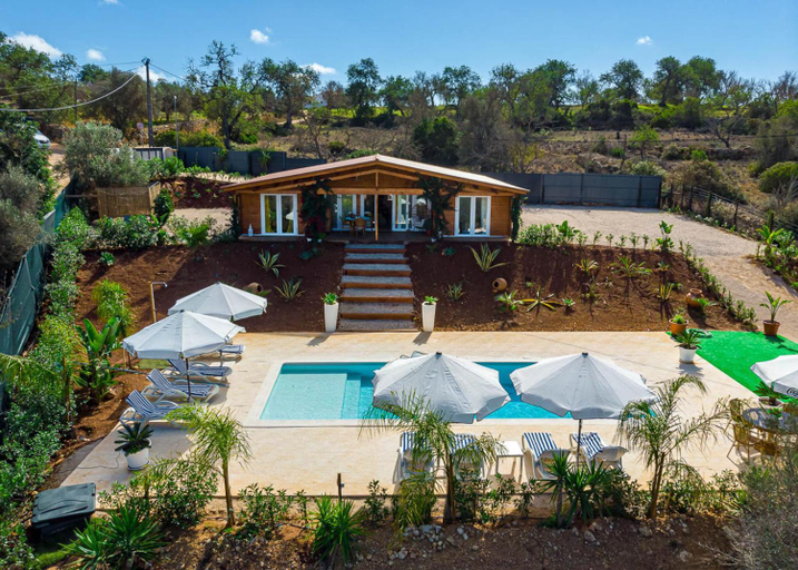 Exterior view 2, Design Chalet in Albufeira With Private Pool, Albufeira
