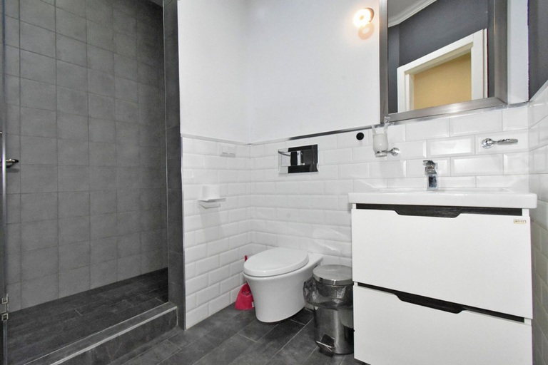 Bathroom 3, Apartment on Pushkin street, Yerevan