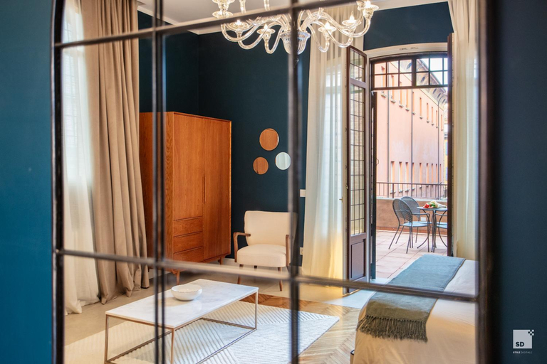 Others 4, Marchesana Luxury, Bologna