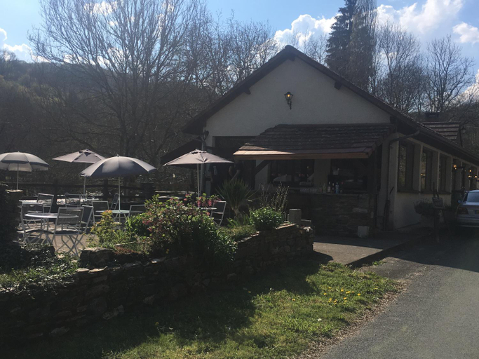 Exterior & Views 2, Hotel Restaurant Les Gorges De Chouvigny, Allier