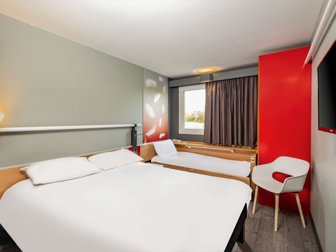 Bedroom 3, ibis Amboise, Indre-et-Loire