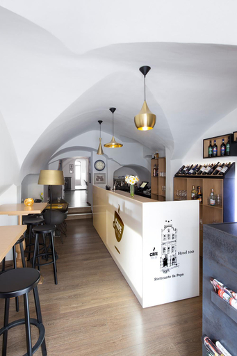 Food & Drinks 4, Hotel 100, Pardubice