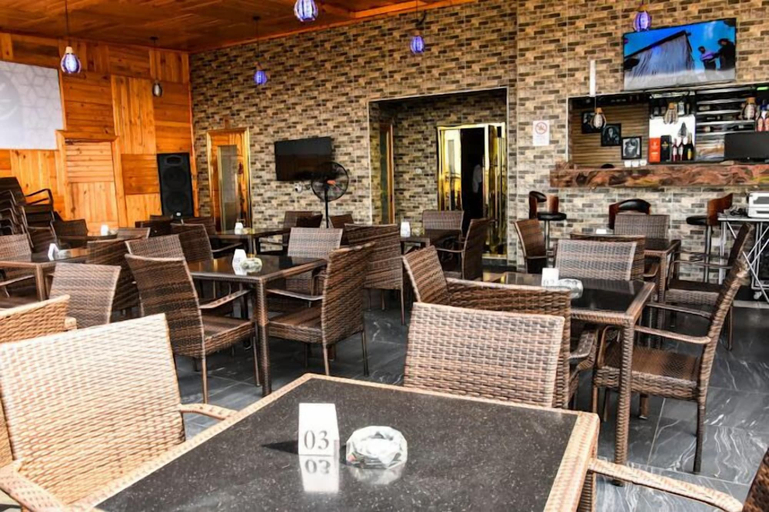 Food & Drinks 5, Grand Pallazo Hotel and Suites, Ajeromi/Ifelodun