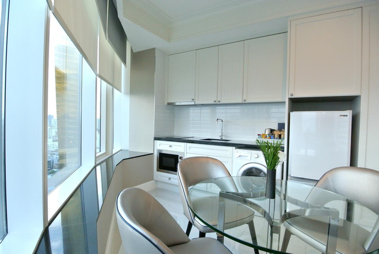 Dining Room 8