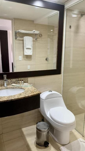Bathroom 4, Hotel Chacao Suites, Libertador