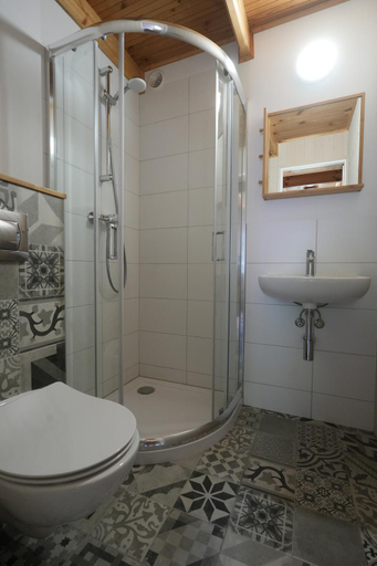Bathroom, DOMKI CYPRYS Wladyslawowo, Puck