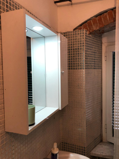 Bedroom 3, Le spiagge di Marina di Carrara, Massa Carrara