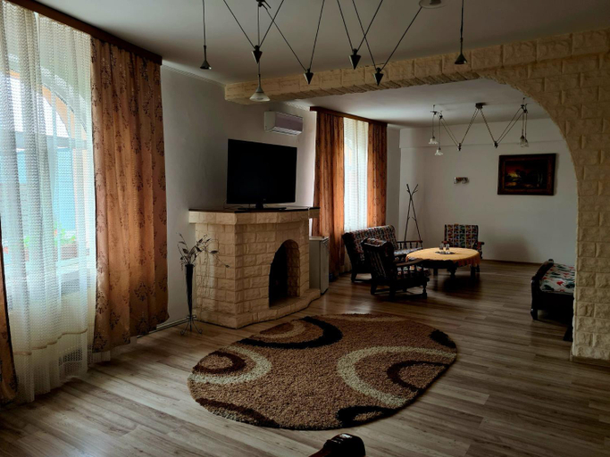 Others 5, Pensiunea King, Timisoara