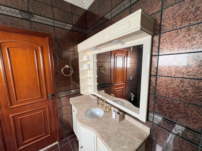 Others 3, Quarto no centro com 2 camas e hidromassagem, Sinop